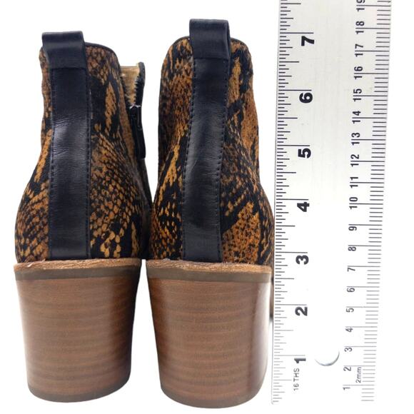 Sofft Canelli Snake Print Calf Hair Square Toe Heeled Ankle Boots 8 Women's - Picture 5 of 10